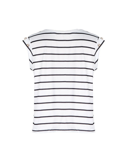 Classic Vintage T-Shirt with a Flattering Fit