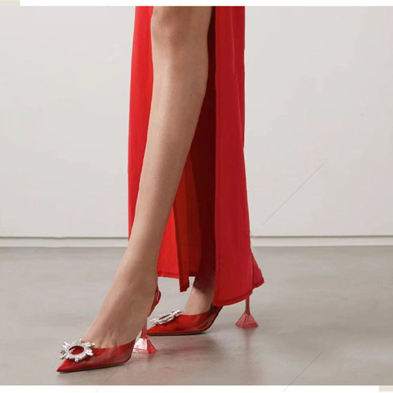 Beautifully Finished Heels in a Timeless Design