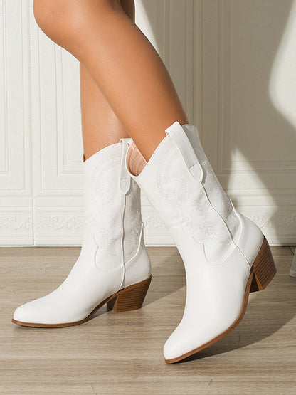 Polished Boots with an Effortless Classic Look