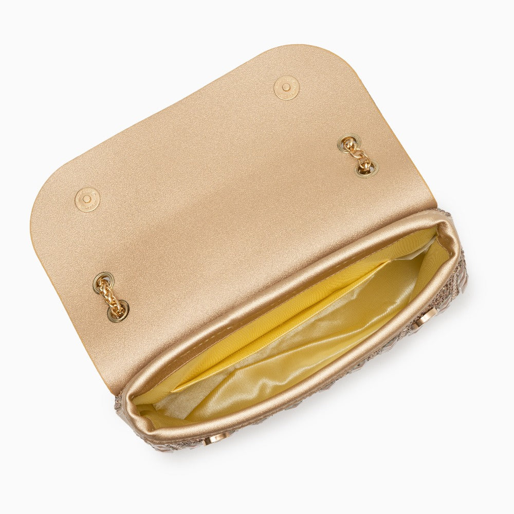 A Vintage Style Bag with Delicate Timeless Details