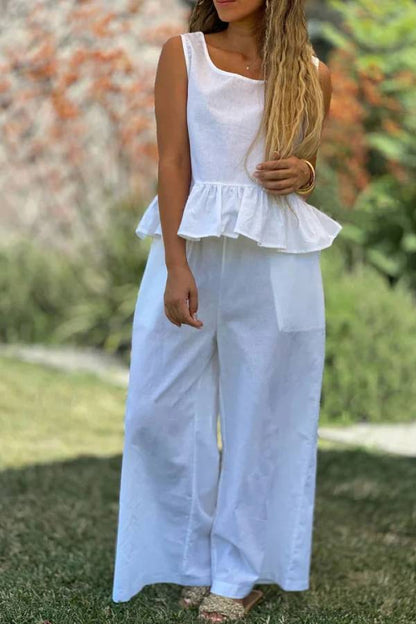 Beautifully Finished Pants in a Timeless Design