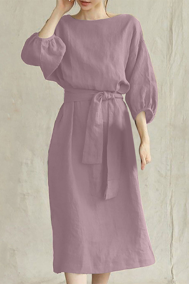 Well Tailored Dress with a Graceful Silhouette