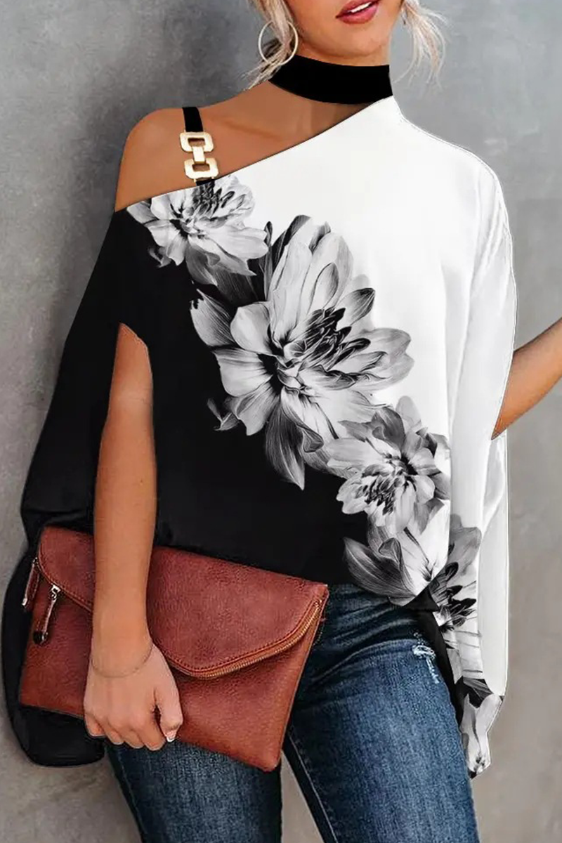 Beautifully Finished Blouse in a Timeless Design