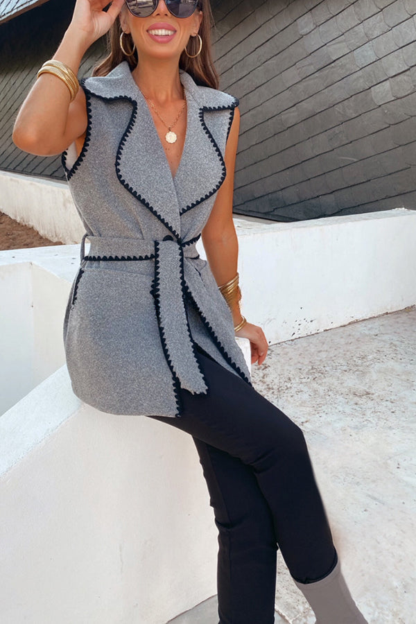 Effortlessly Elegant Garment with a Timeless Design