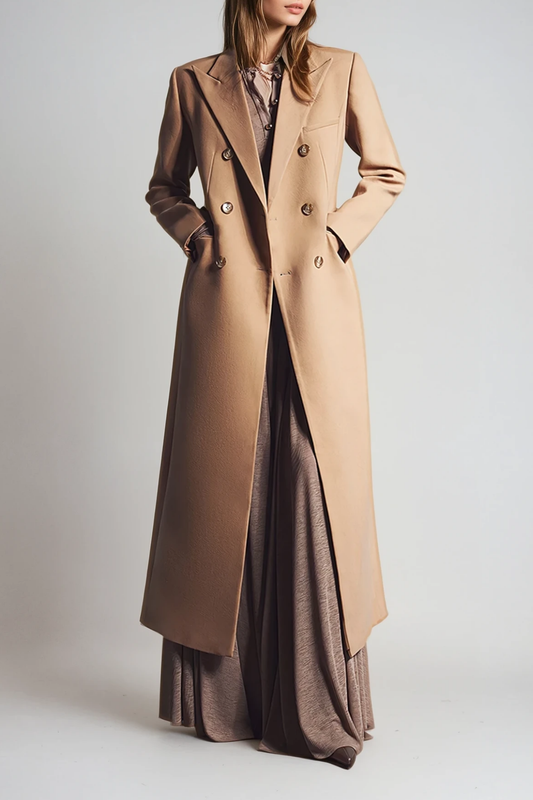 Effortlessly Elegant Coat with a Timeless Design