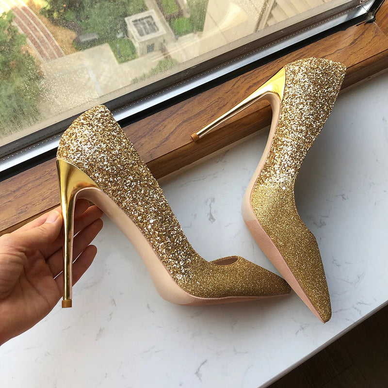 Classic Vintage Shoes with a Flattering Fit