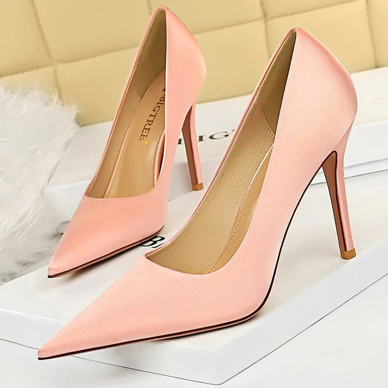 Vintage Inspired Heels with a Contemporary Edge