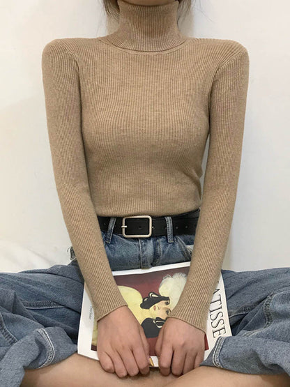 Gracefully Styled Pullover for Any Occasion
