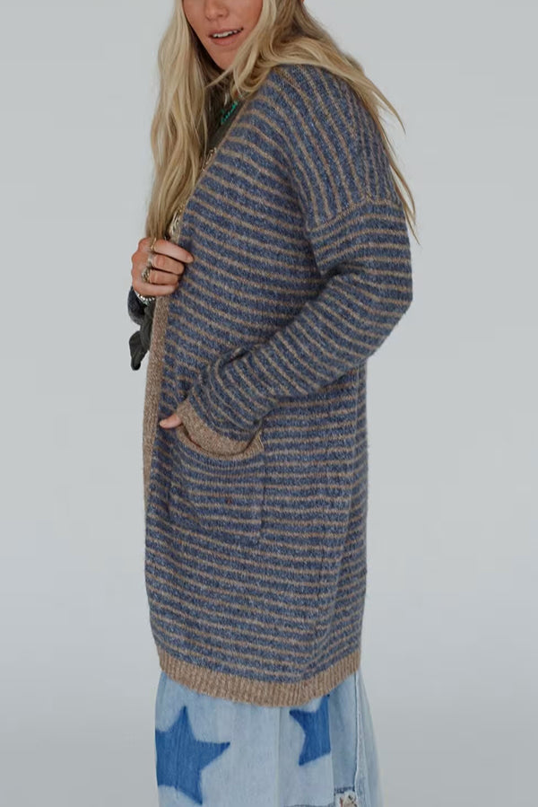 Effortlessly Elegant Cardigan with a Timeless Design