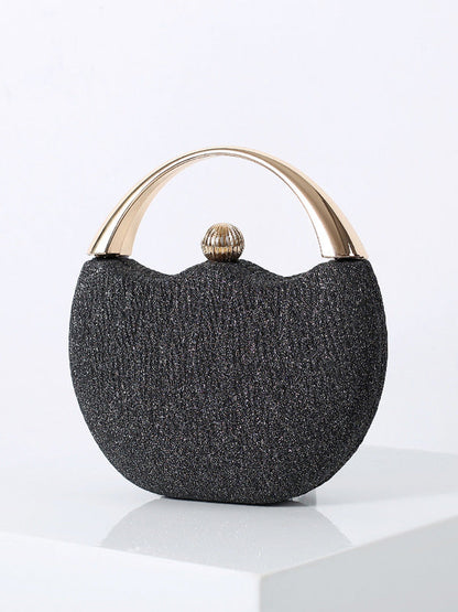 Gracefully Styled Bag for Any Occasion