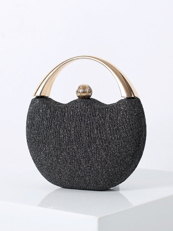 Gracefully Styled Bag for Any Occasion