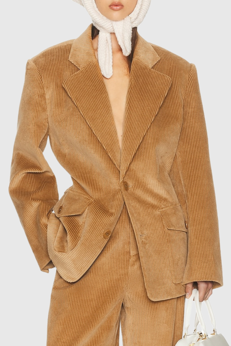 Well Tailored Garment with a Graceful Silhouette