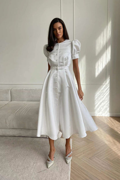 Beautifully Finished Dress in a Timeless Design
