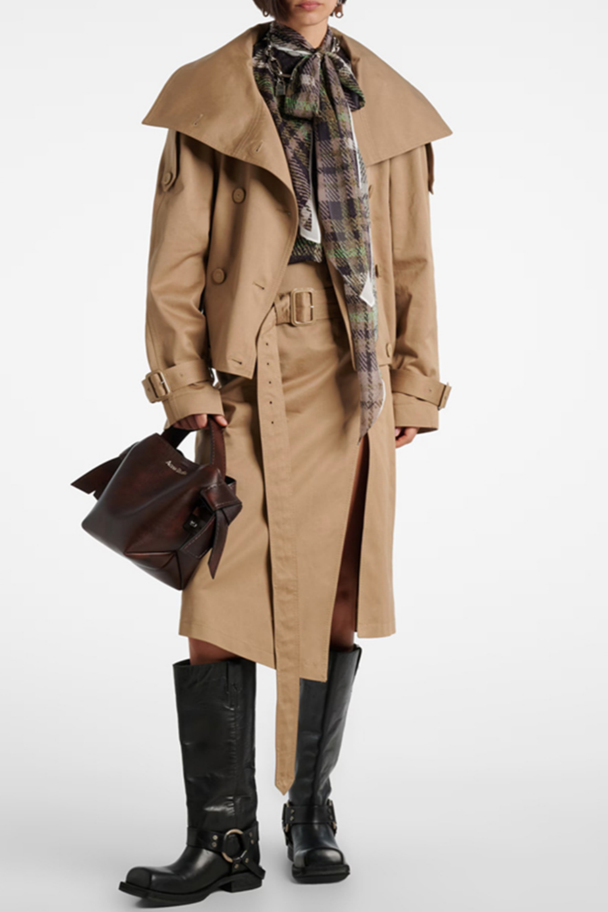 Classic Vintage Jacket with a Flattering Fit