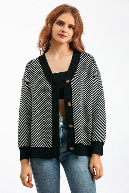 Classic Vintage Sweater with a Flattering Fit