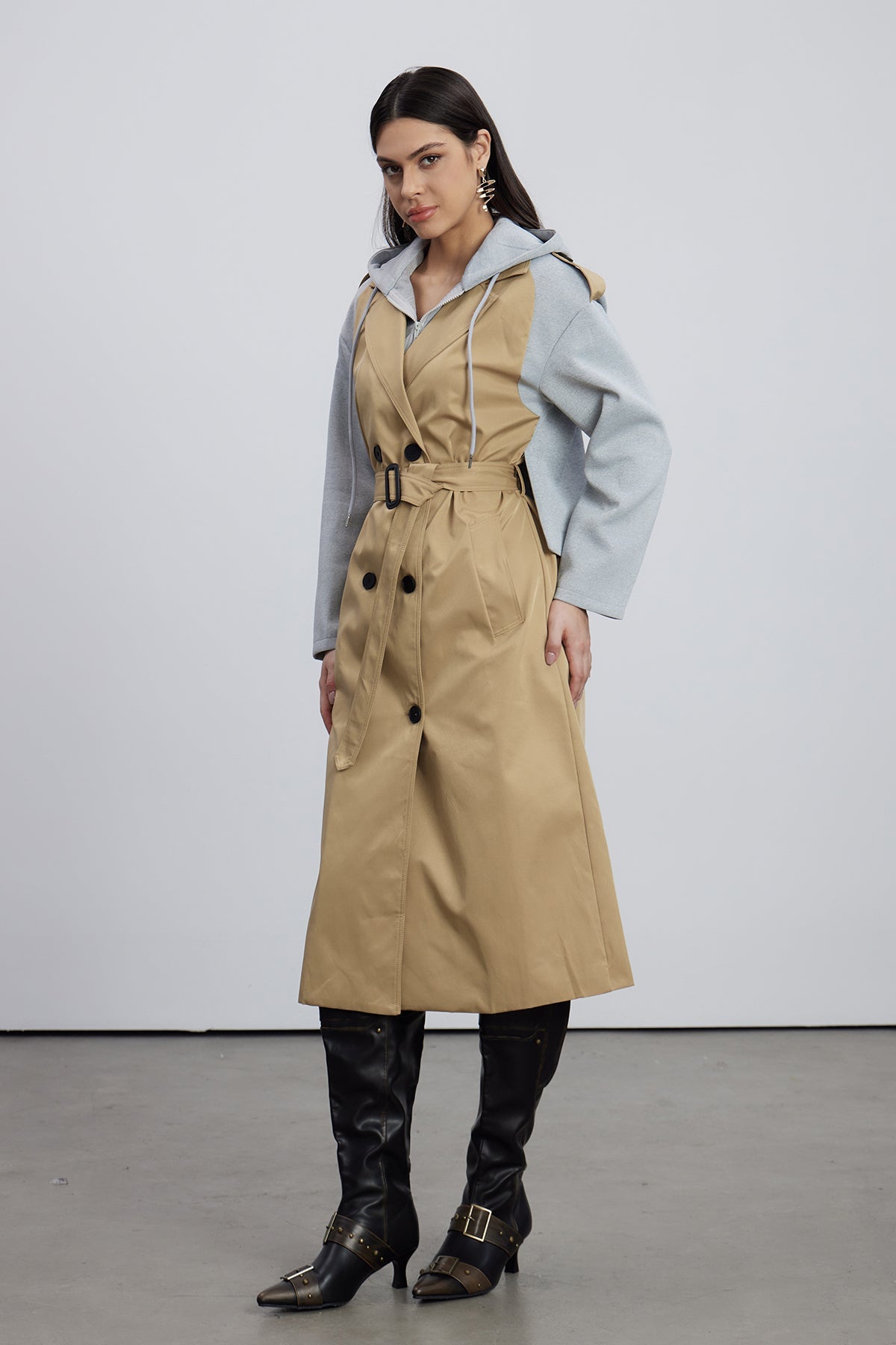 Elegantly Styled Coat for Everyday Wear