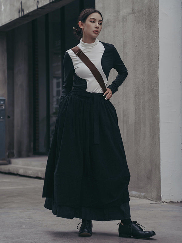 Effortlessly Elegant T-Shirt with a Timeless Design