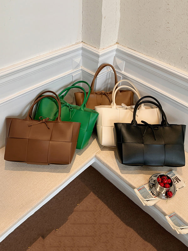 Classic Vintage Bag with a Flattering Fit