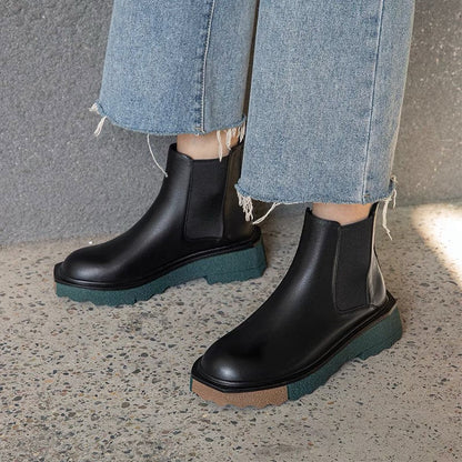 Elegantly Styled Boots for Everyday Wear
