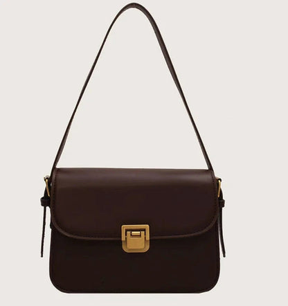 Gracefully Styled Bag for Any Occasion