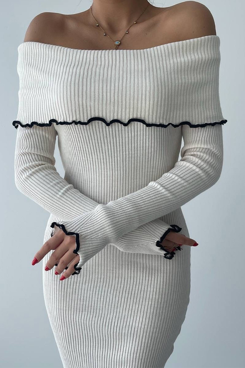Polished Dress with an Effortless Classic Look