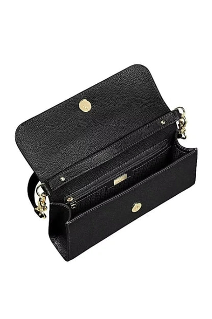 Well Tailored Bag with a Graceful Silhouette