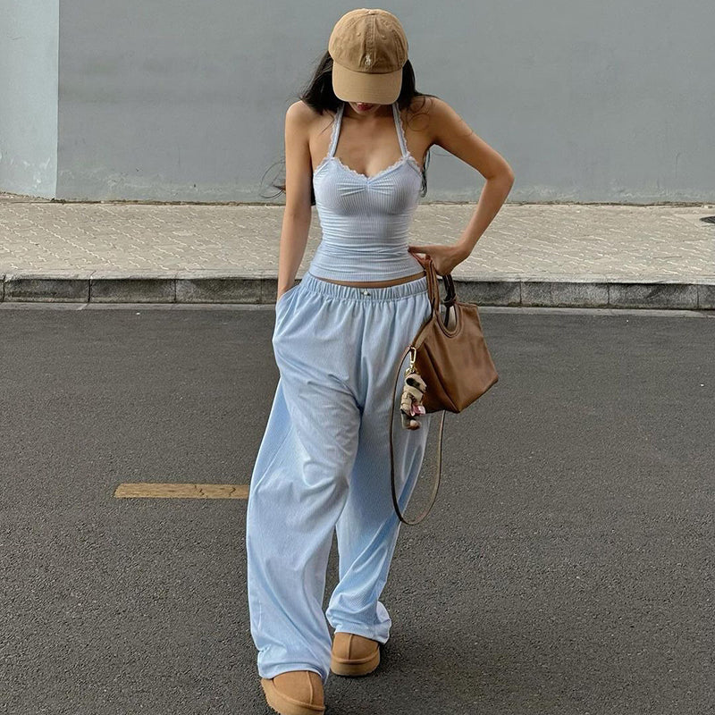 Classic Vintage Pants with a Flattering Fit