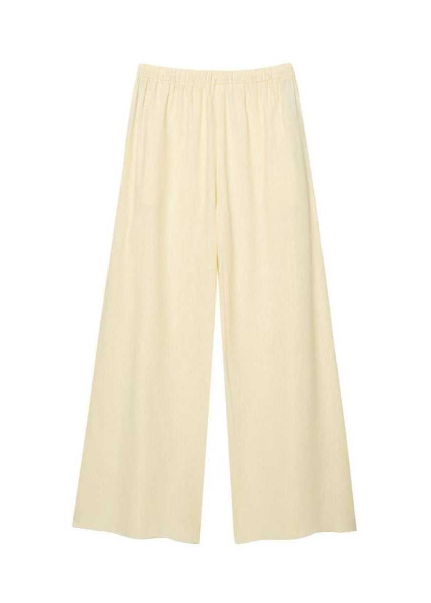 Classic Vintage & Enduringly Stylish Blouse