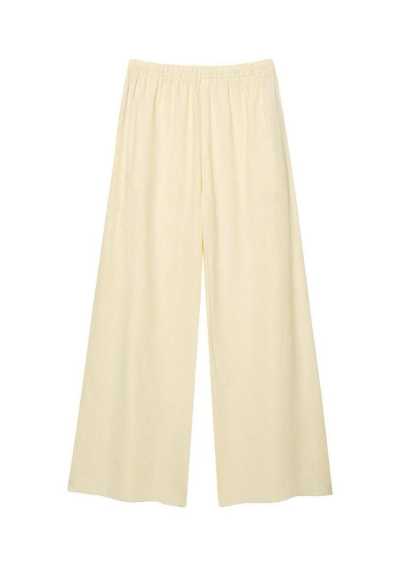 Classic Vintage & Enduringly Stylish Blouse