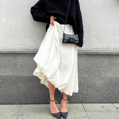Effortlessly Elegant Garment with a Timeless Design