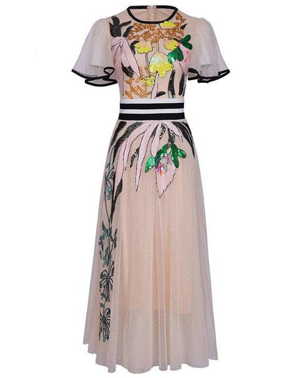 Sophisticated Dress with a Clean Classic Look