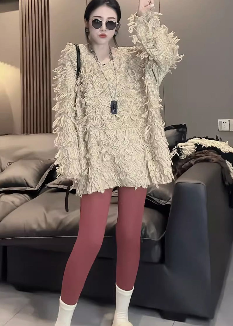 Classic Vintage Sweater with a Flattering Fit