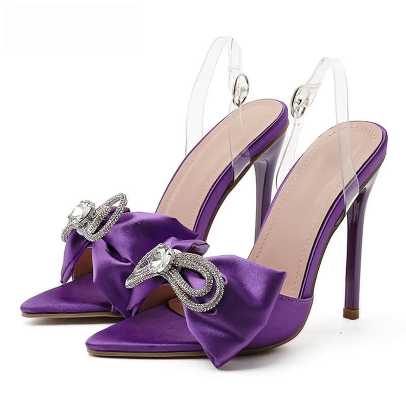 Classic Vintage Heels with a Flattering Fit