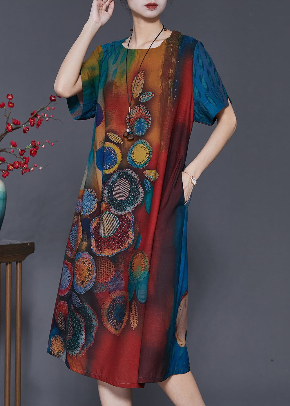 Classic Vintage & Enduringly Stylish Dress
