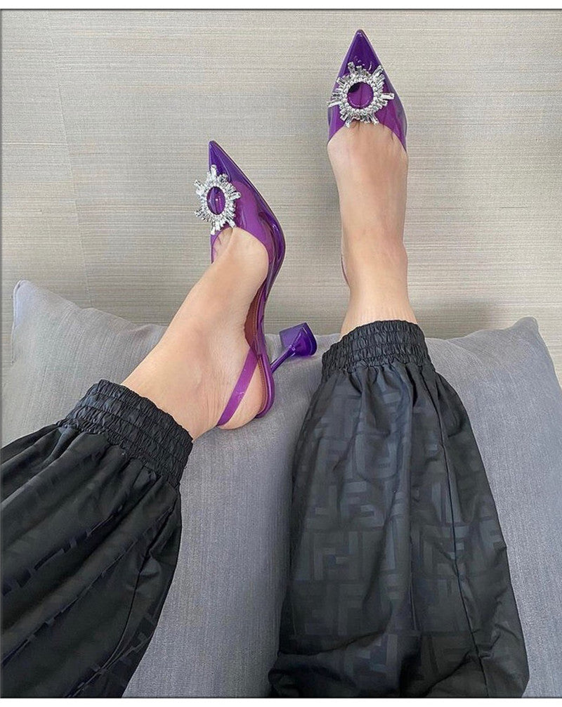 Beautifully Finished Heels in a Timeless Design