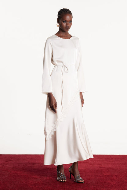 A Vintage Style Top with Delicate Timeless Details