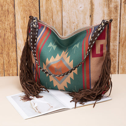 Beautifully Crafted Bag in a Classic Style