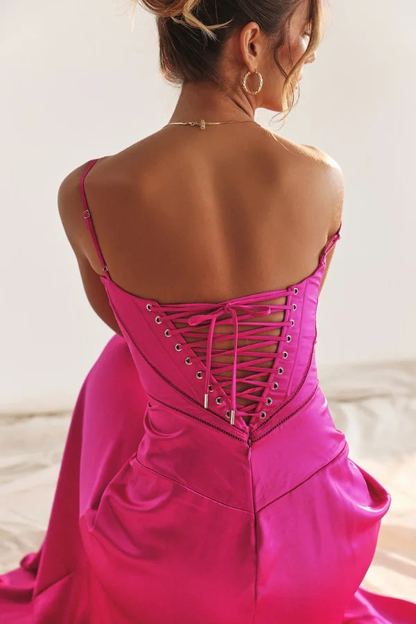 Beautifully Finished Garment in a Timeless Design