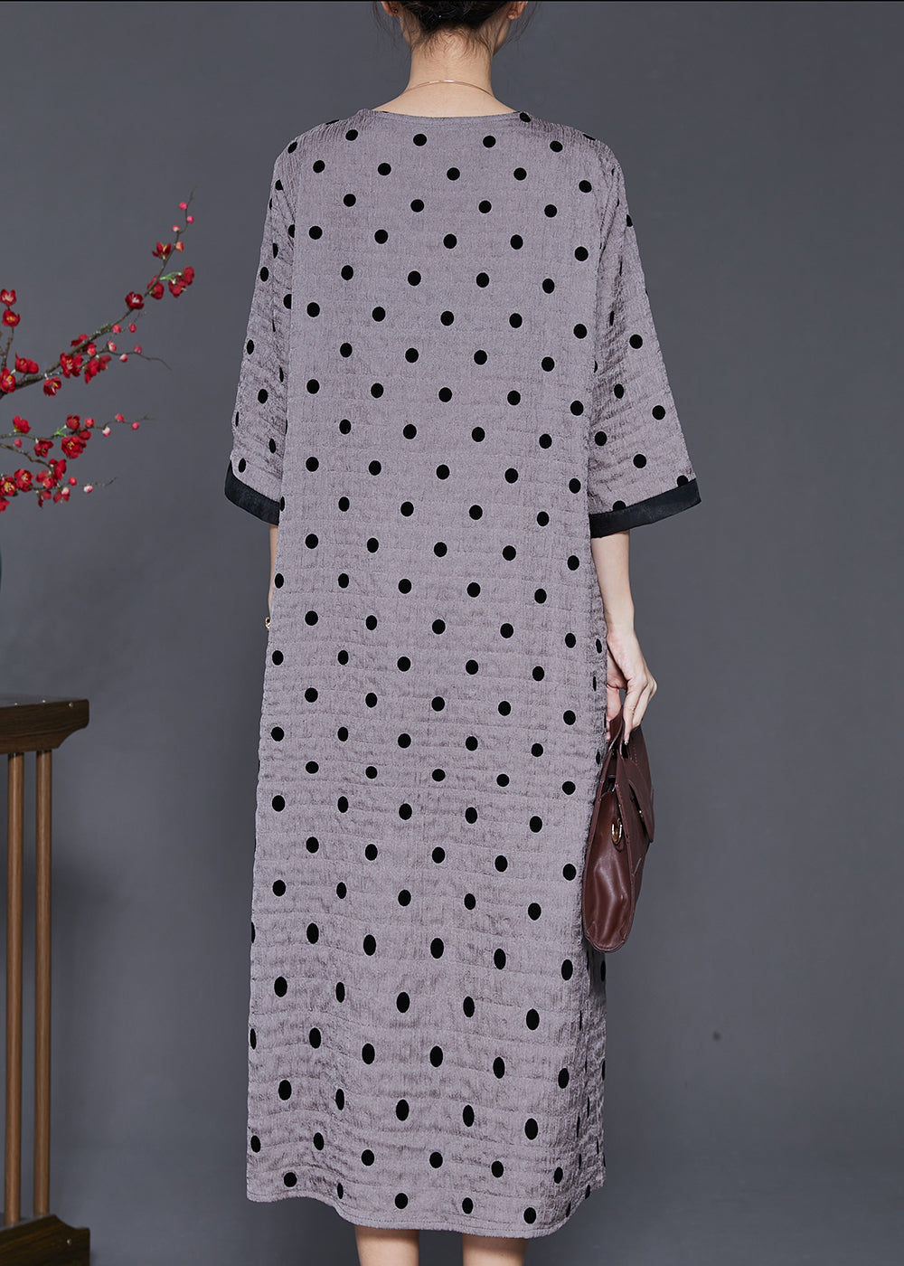 Classic Vintage Dress with a Flattering Fit