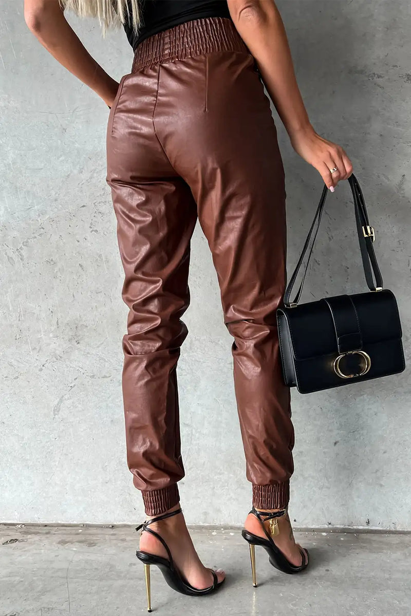 Elegantly Styled Pants for Everyday Wear