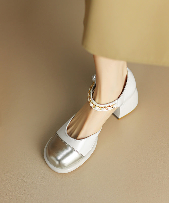 Classic Vintage Sandals with a Flattering Fit