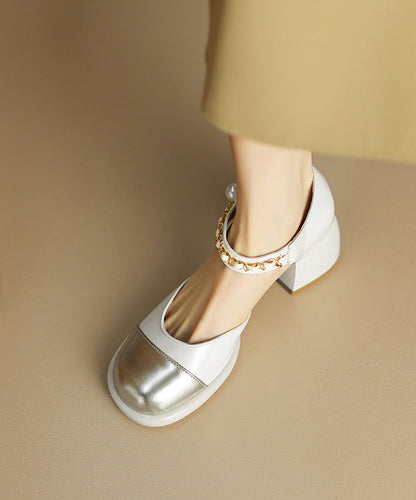 Classic Vintage Sandals with a Flattering Fit