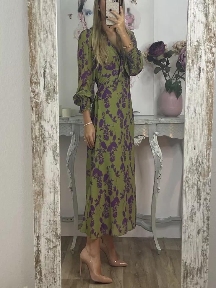Classic Vintage & Enduringly Stylish Dress