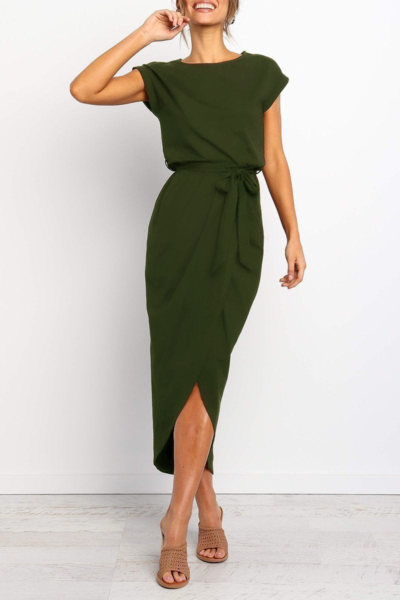 Sophisticated Dress with a Clean Classic Look