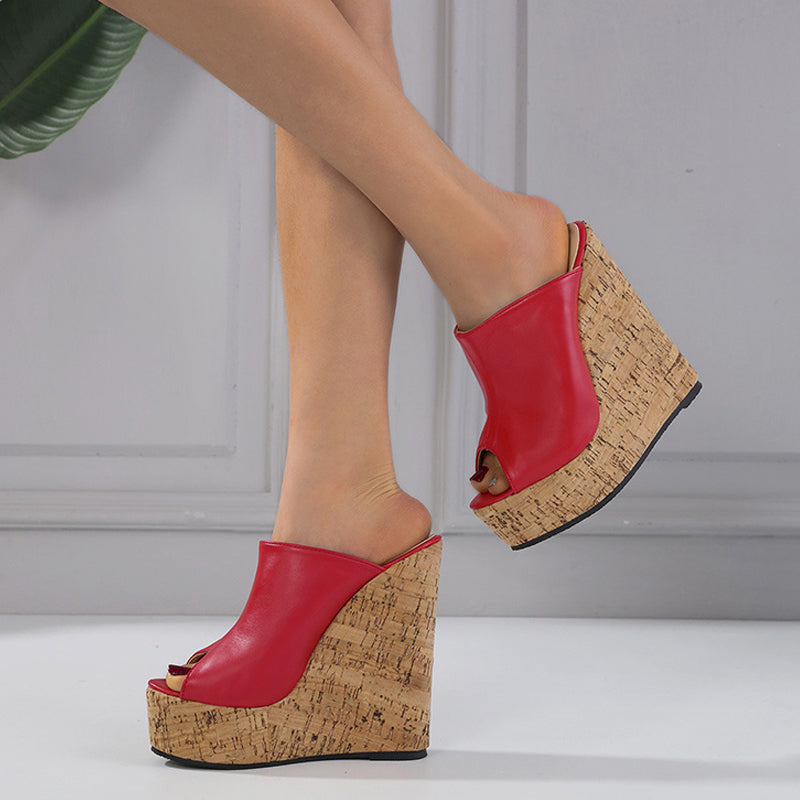 Classic Vintage Heels with a Flattering Fit