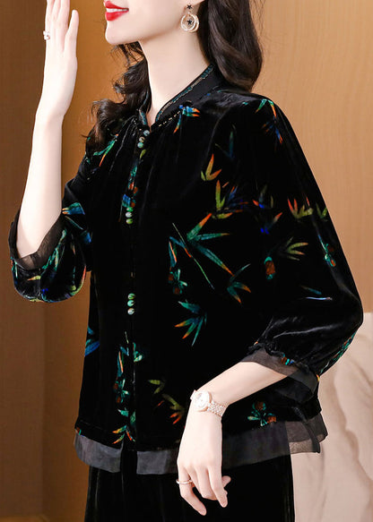 Effortlessly Elegant Shirt with a Timeless Design