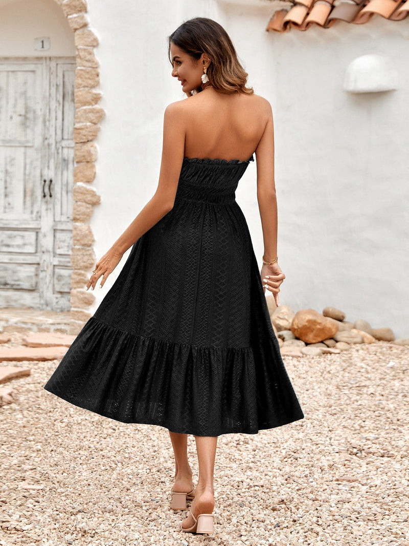 Sophisticated Garment with a Clean Classic Look