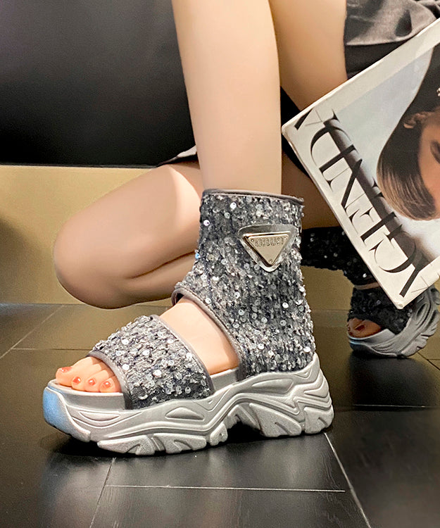 Elegantly Styled Boots for Everyday Wear
