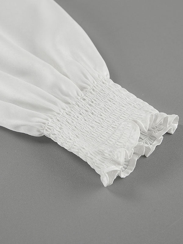 Well Tailored Blouse with a Graceful Silhouette