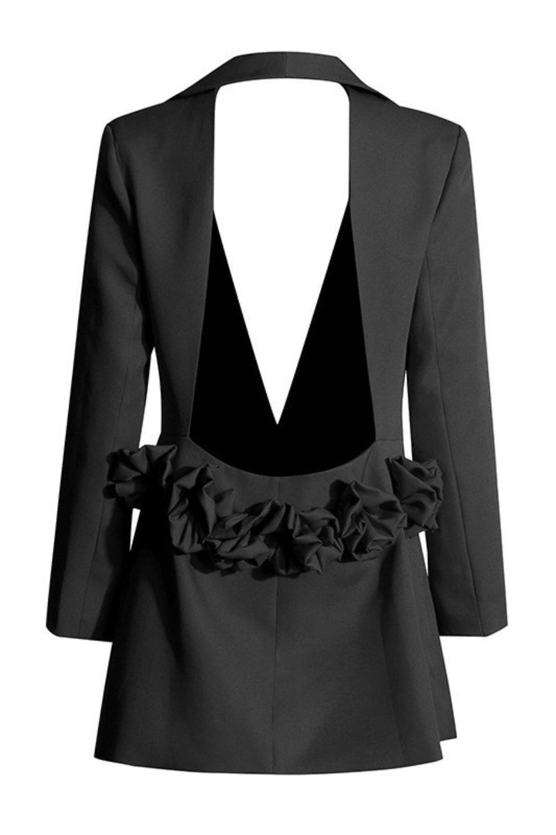 Beautifully Finished Garment in a Timeless Design